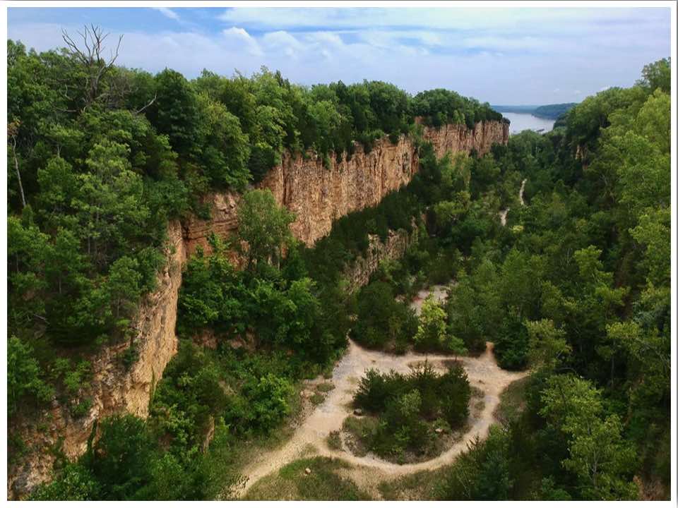 Mines of Spain Dubuque Horseshoe Bluff Trail