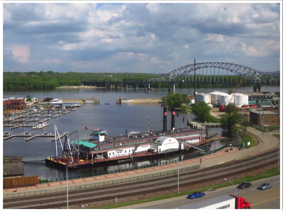 Hotel Julien Dubuque Mississippi River View