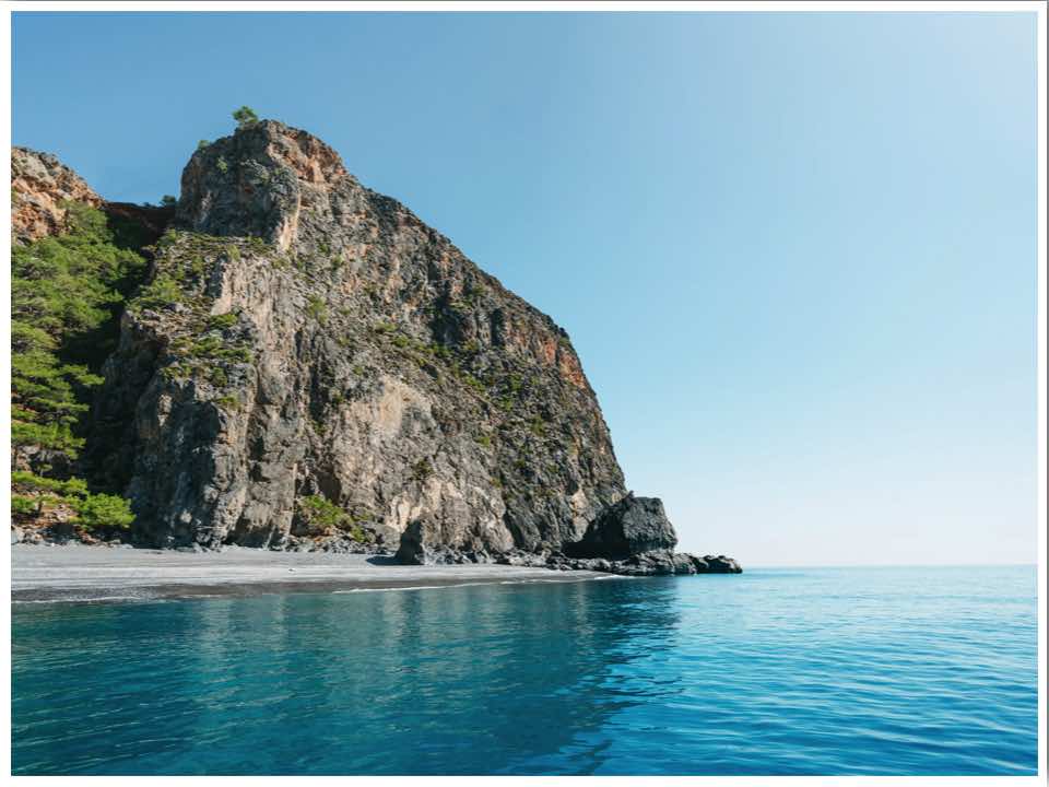 Snorkel crete by Caleb from The Pazook Travel Journal