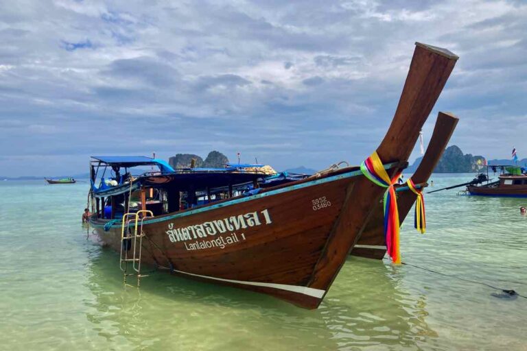4 islands tour Koh Lanta longtail boat