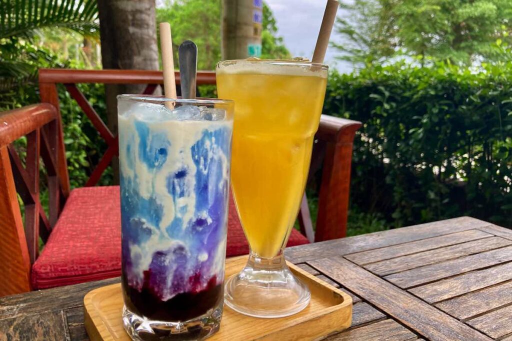 Corner riverside hotel breakfast drinks
