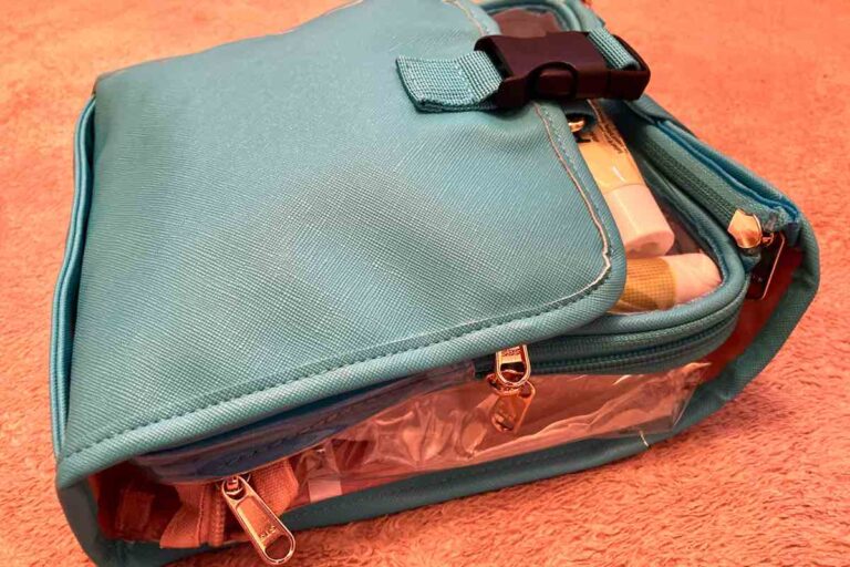 Toiletries bag for hand luggage