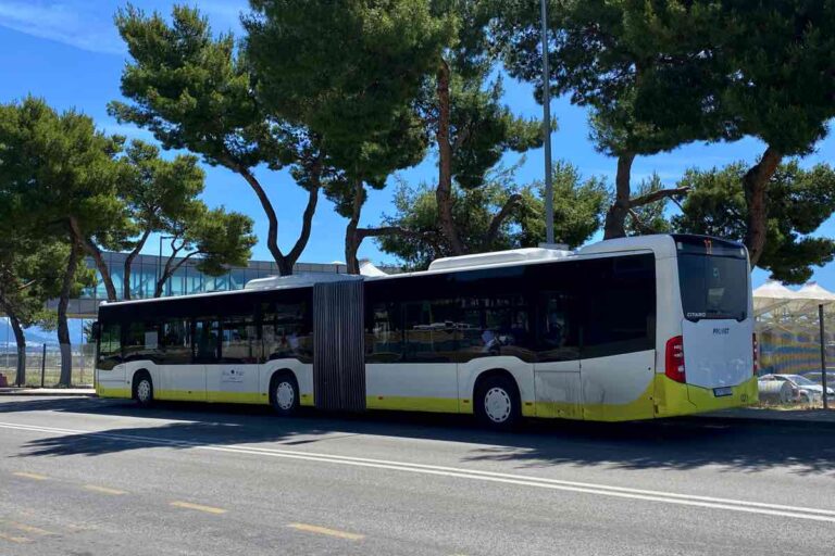 Bus 37 Split Airport