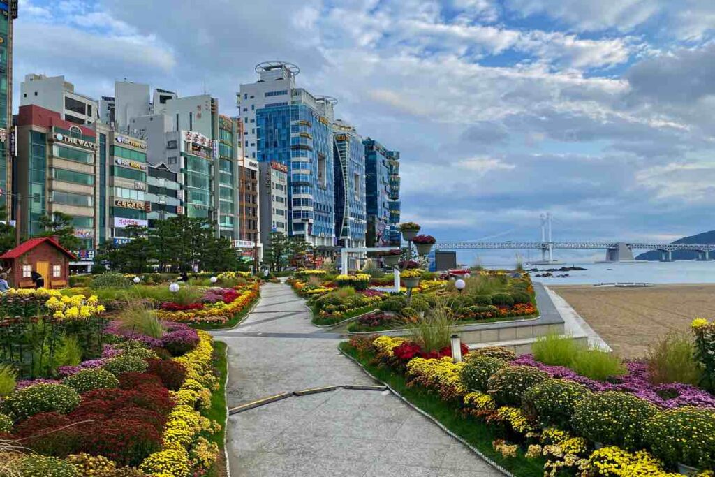 Gwangan Park Gwangalli Beach